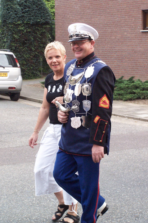 Het Koningspaar voor 2006-2007 tijdens eerste tocht door Dieteren